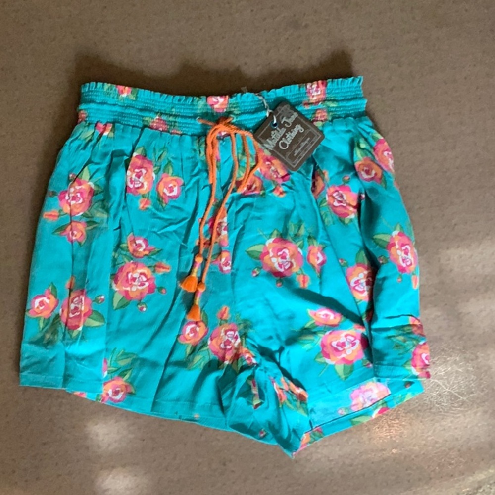 NWT Matilda Jane floral shorts